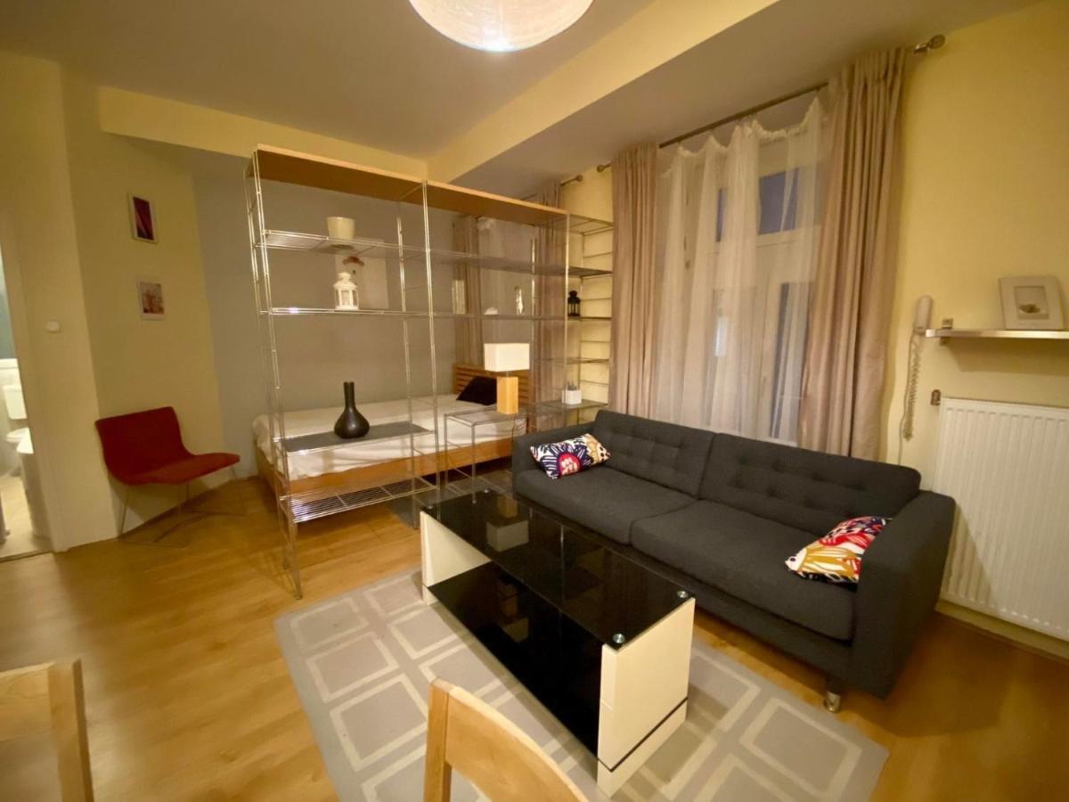Elegancia Residence บูดาเปสต์ ภายนอก รูปภาพ